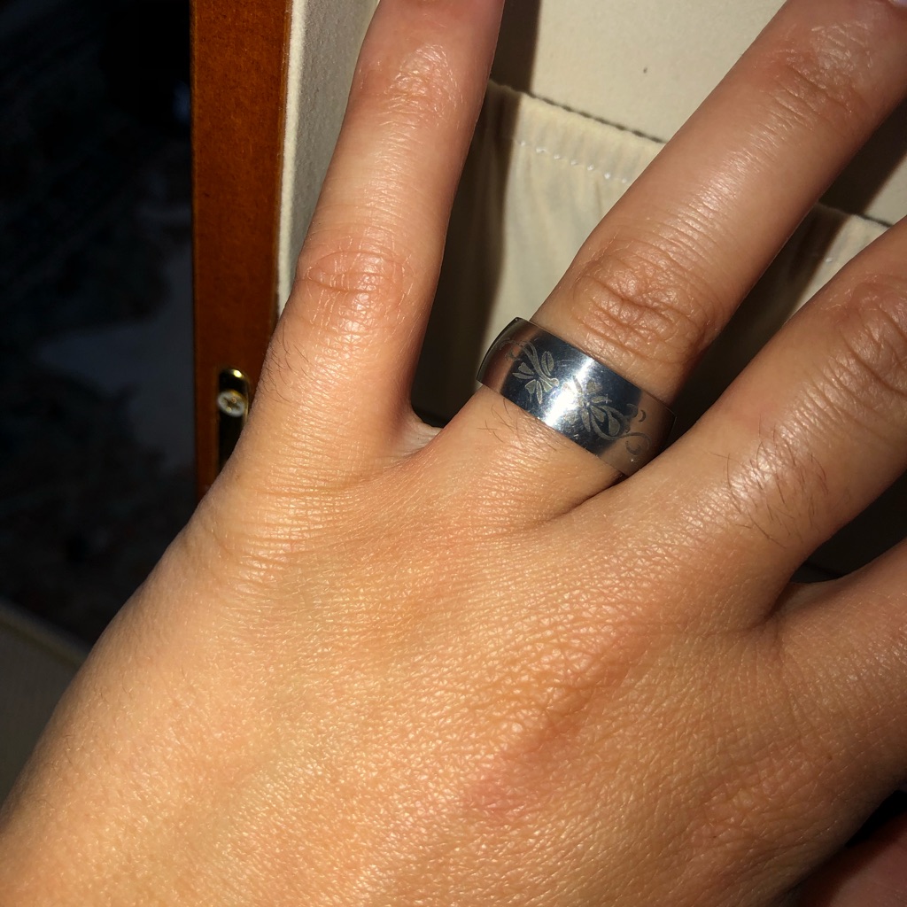 Silver Ring With Design